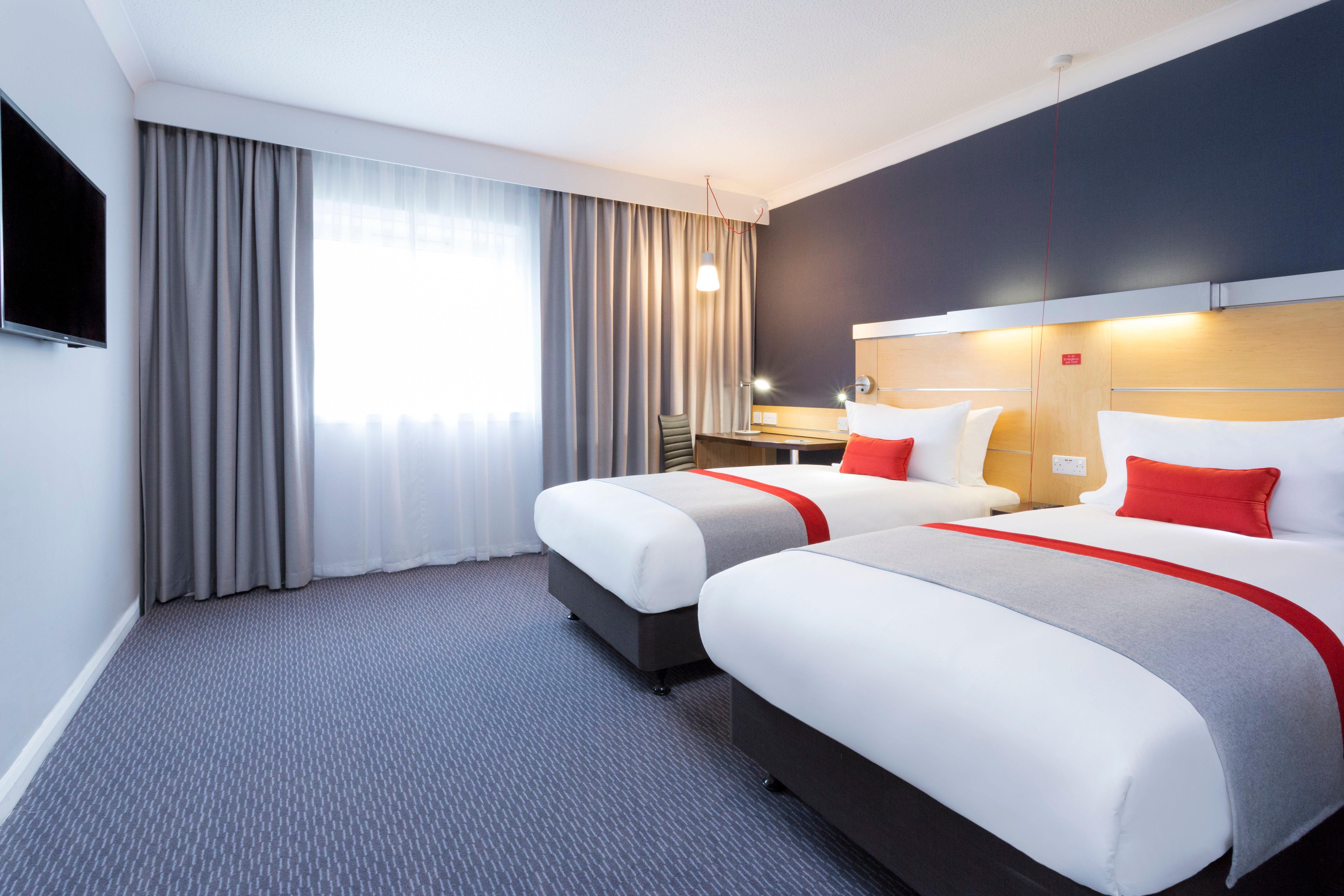 Holiday Inn Express Park Royal By Ihg London Ngoại thất bức ảnh