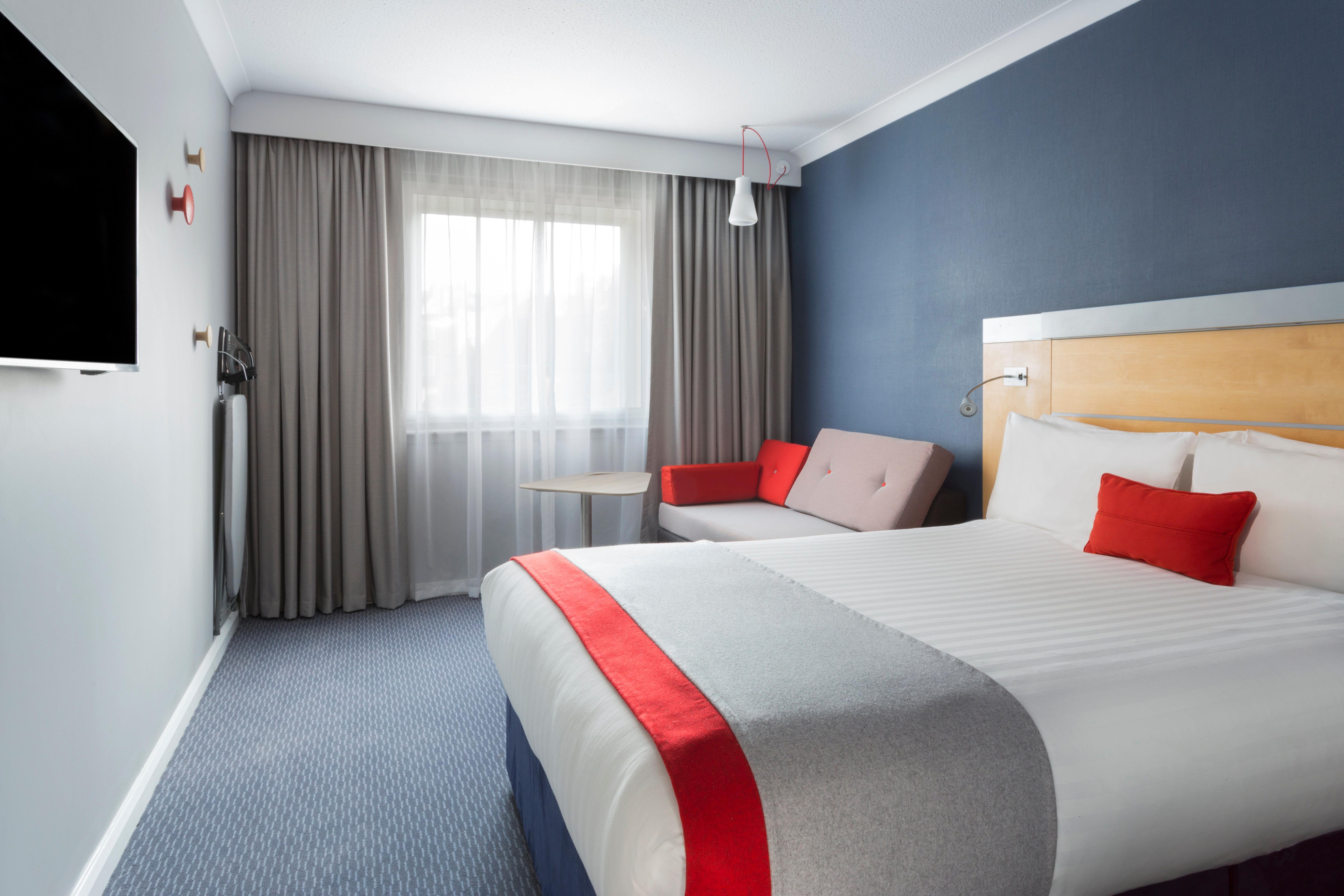 Holiday Inn Express Park Royal By Ihg London Ngoại thất bức ảnh