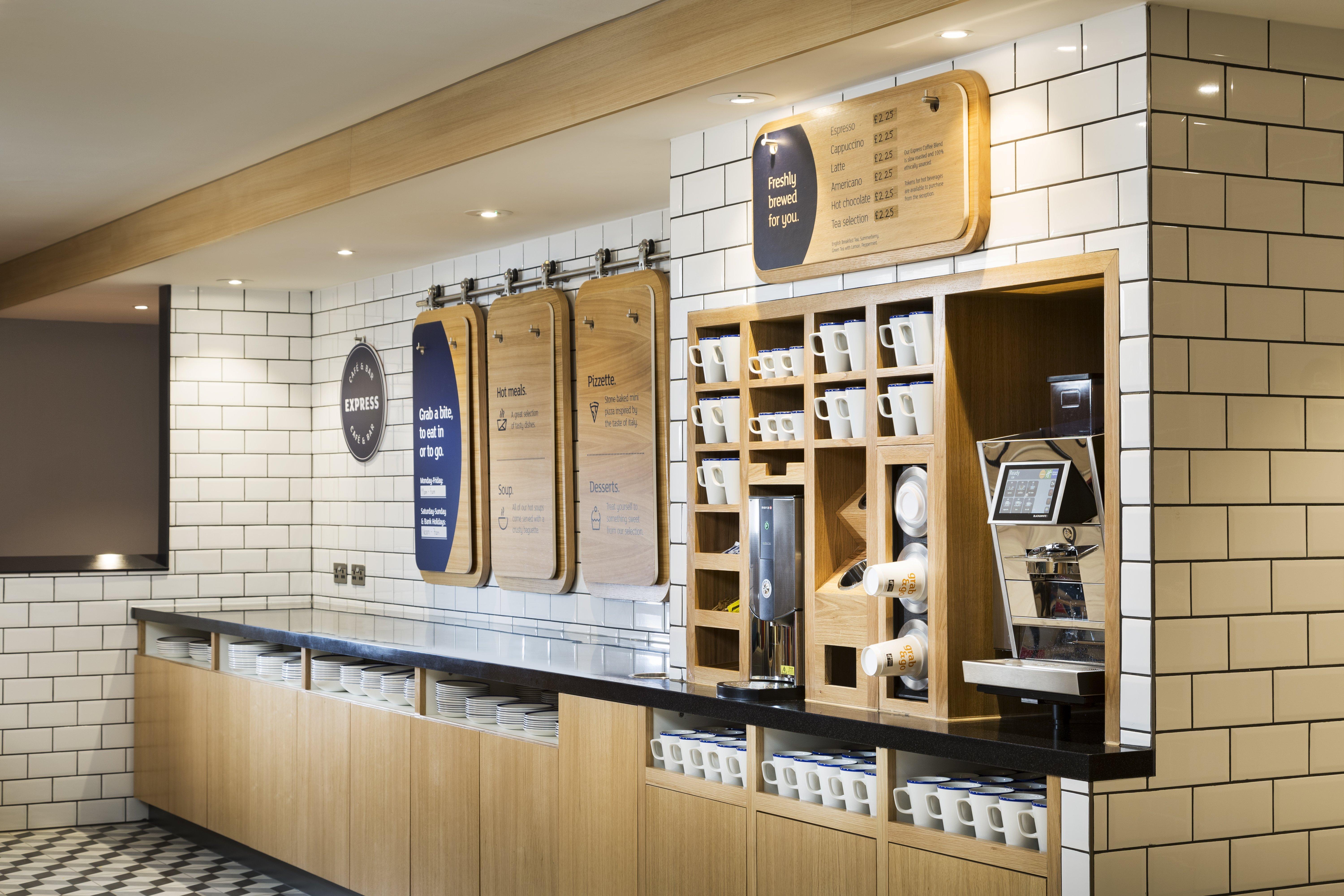 Holiday Inn Express Park Royal By Ihg London Ngoại thất bức ảnh