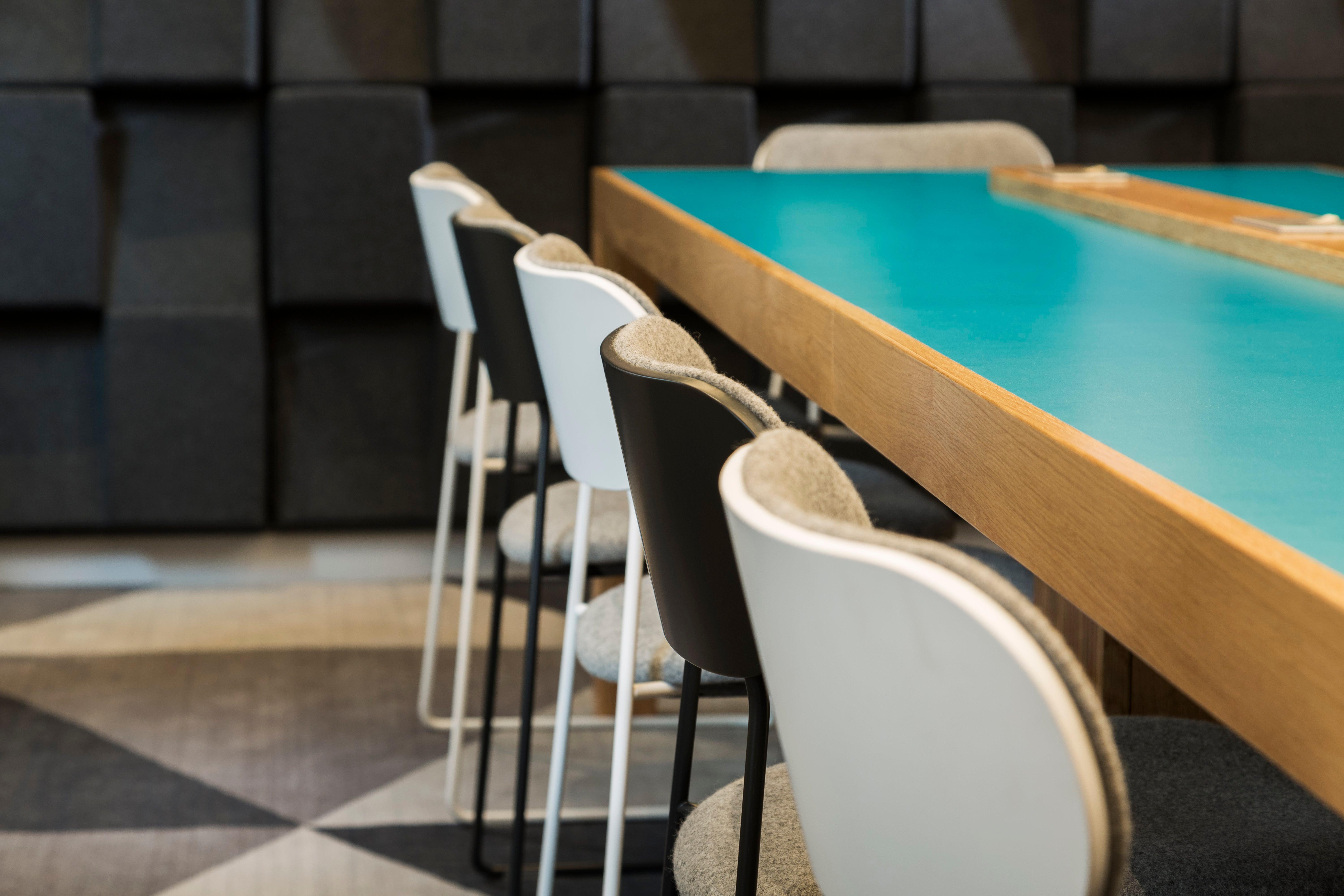 Holiday Inn Express Park Royal By Ihg London Ngoại thất bức ảnh