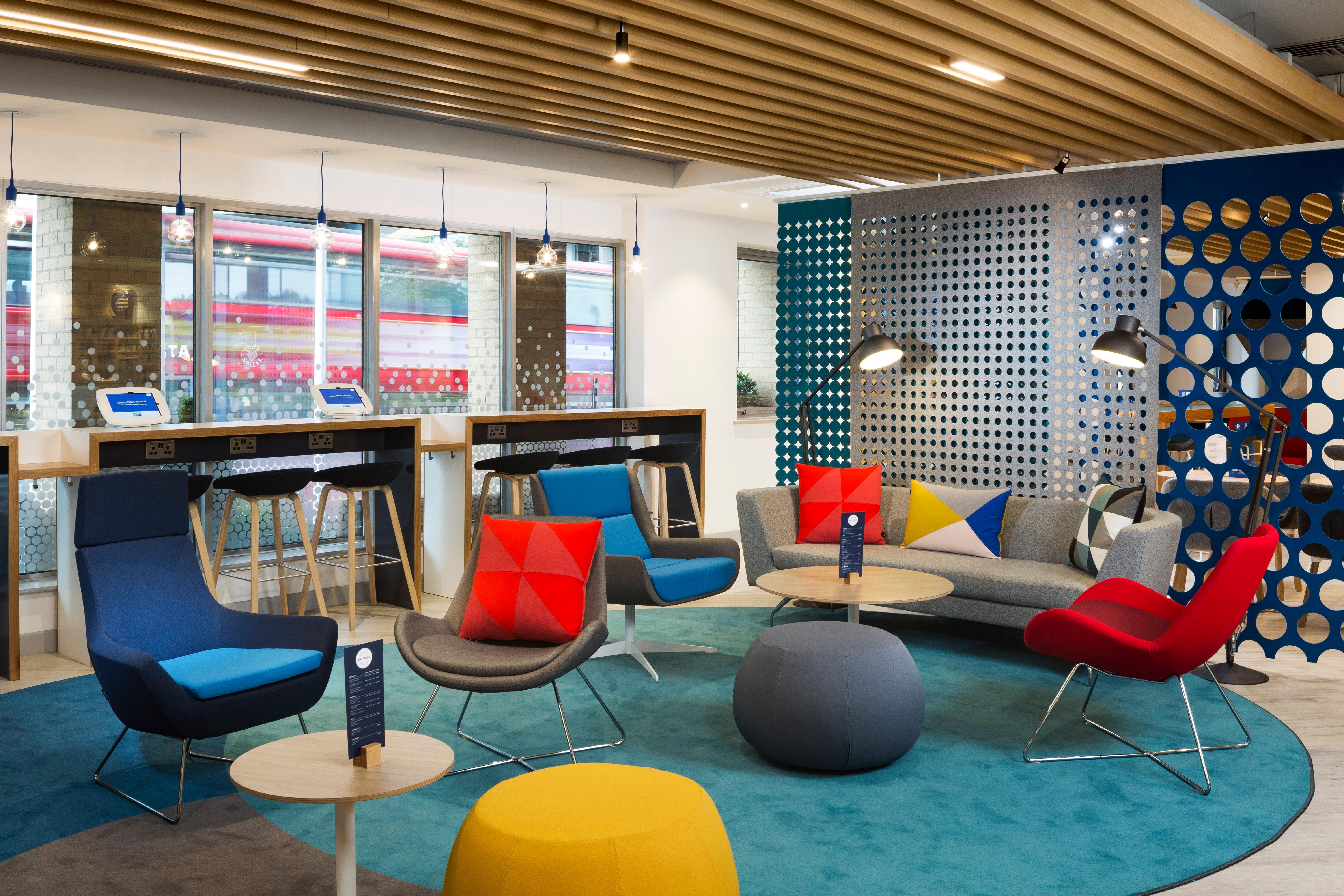 Holiday Inn Express Park Royal By Ihg London Ngoại thất bức ảnh