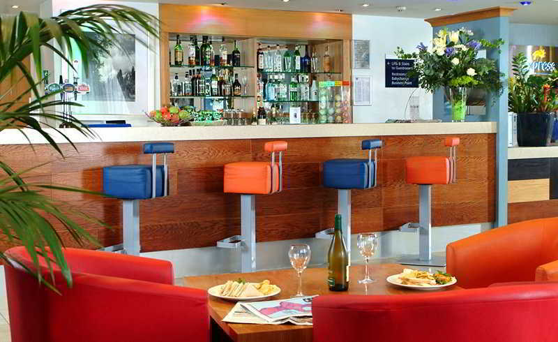 Holiday Inn Express Park Royal By Ihg London Nhà hàng bức ảnh